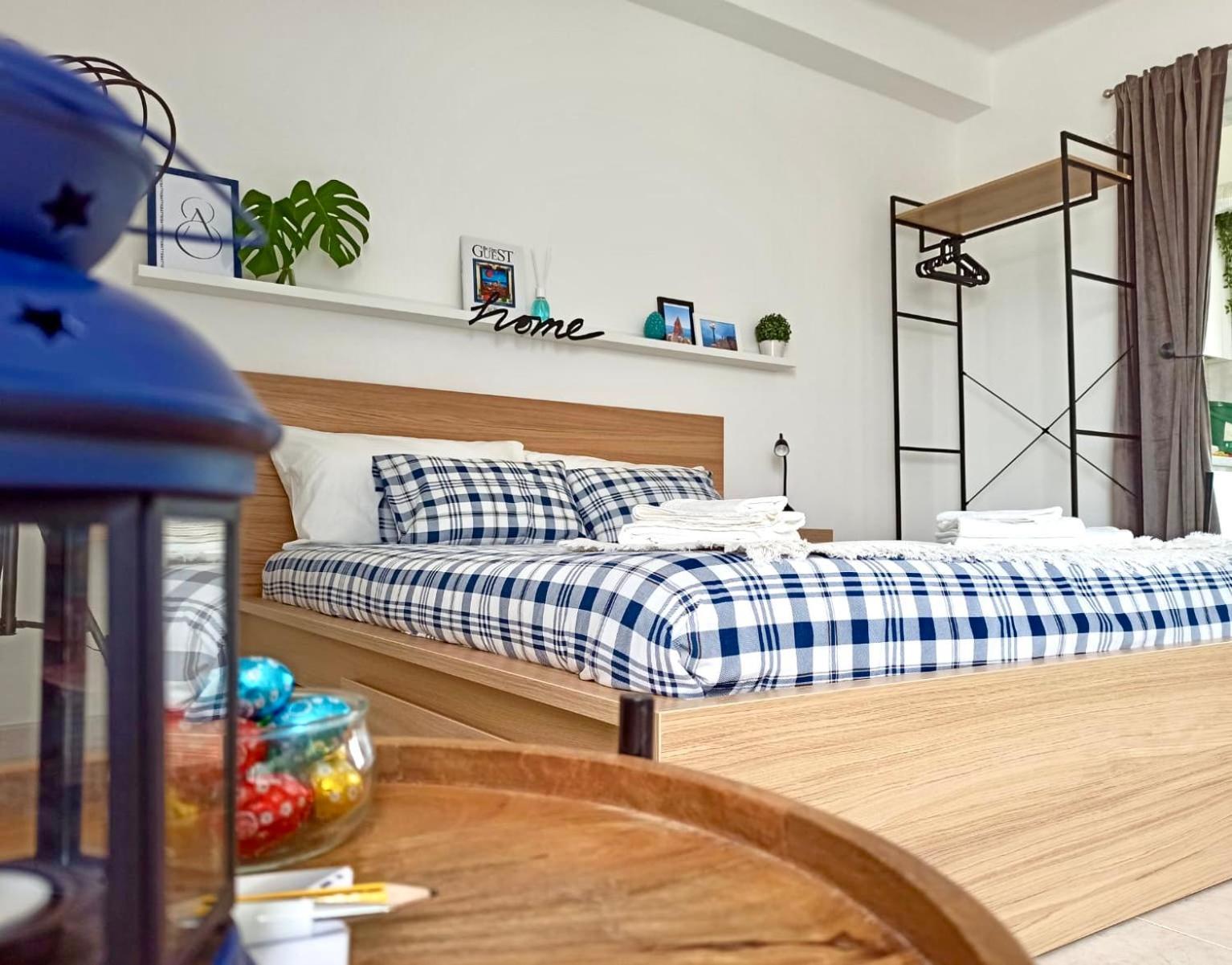 Attic8 Apartment Бари Екстериор снимка