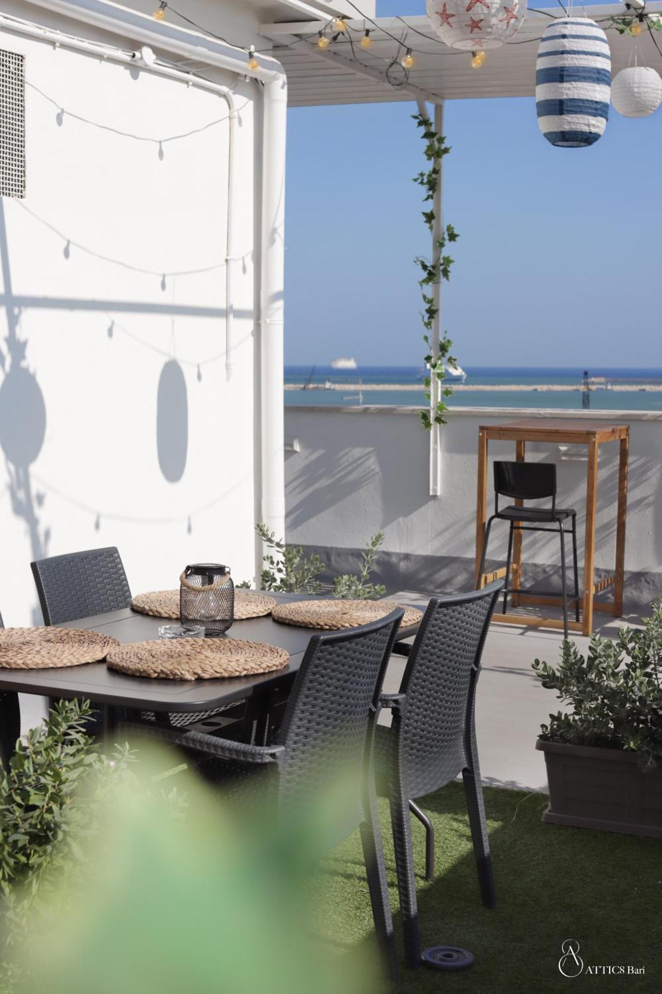 Attic8 Apartment Бари Екстериор снимка
